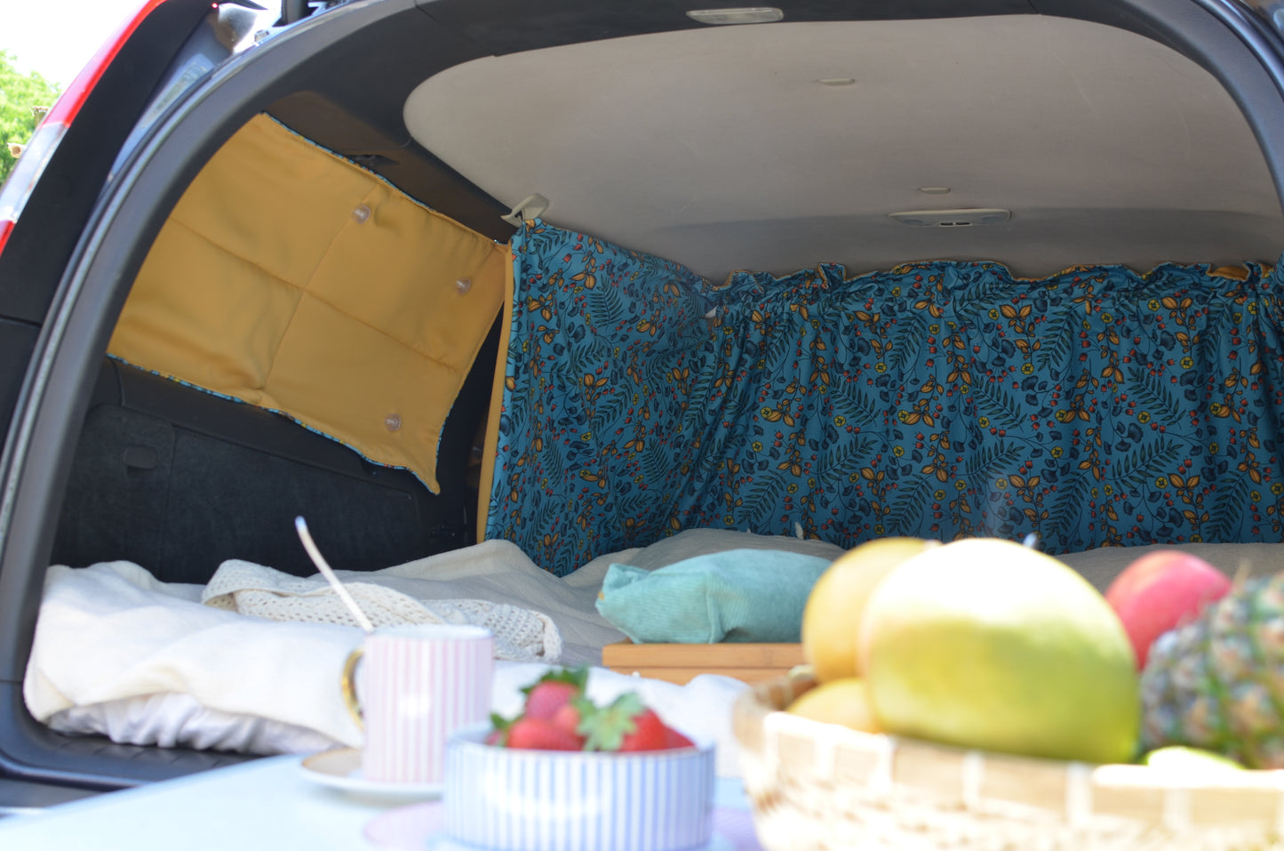 READY TO SHIP ! SET OF VOLVO V70, XC70 2000 TO 2006 BLIND CURTAINS. A CAMPER VAN FOR 339€