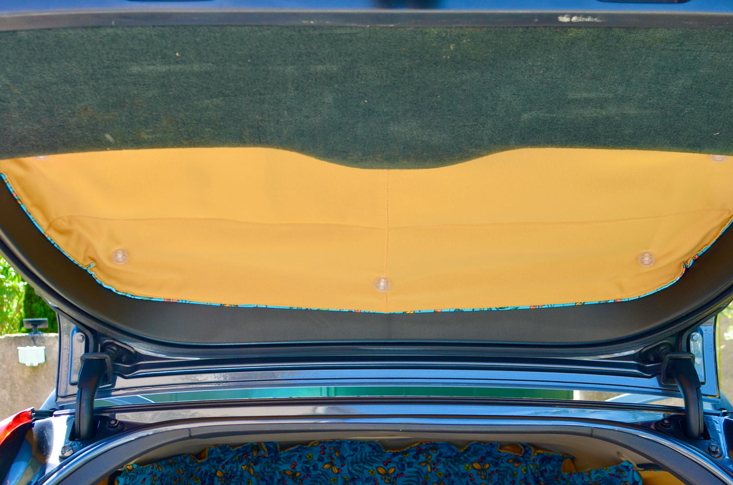 READY TO SHIP ! SET OF VOLVO V70, XC70 2000 TO 2006 BLIND CURTAINS. A CAMPER VAN FOR 339€
