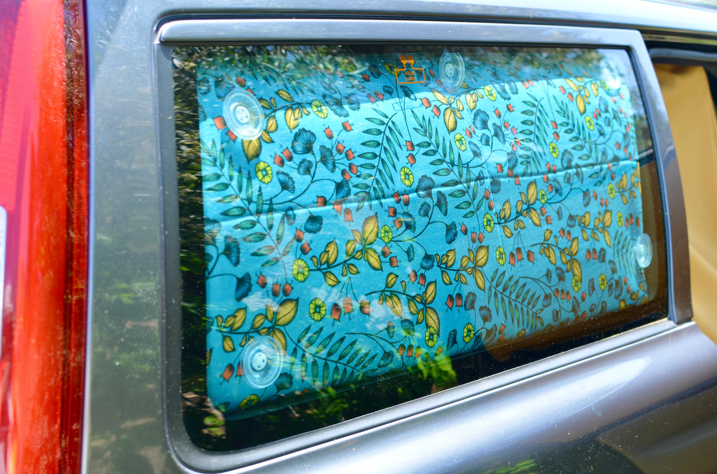 READY TO SHIP ! SET OF VOLVO V70, XC70 2000 TO 2006 BLIND CURTAINS. A CAMPER VAN FOR 339€