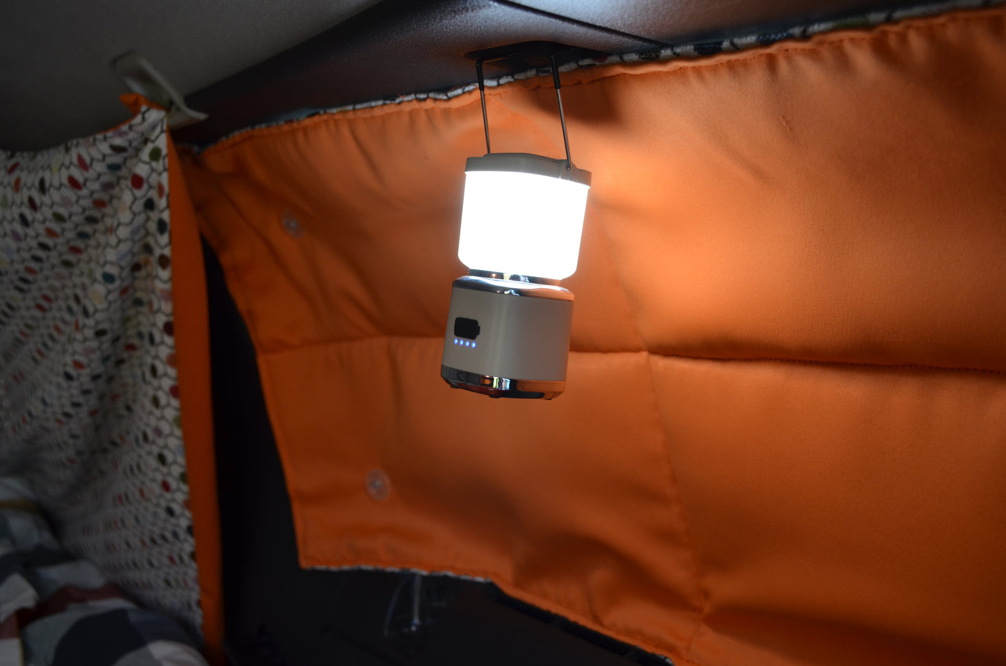 READY TO SHIP ! SET OF VOLVO V70, XC70 2000 TO 2006 BLIND CURTAINS. A CAMPER VAN FOR 339€