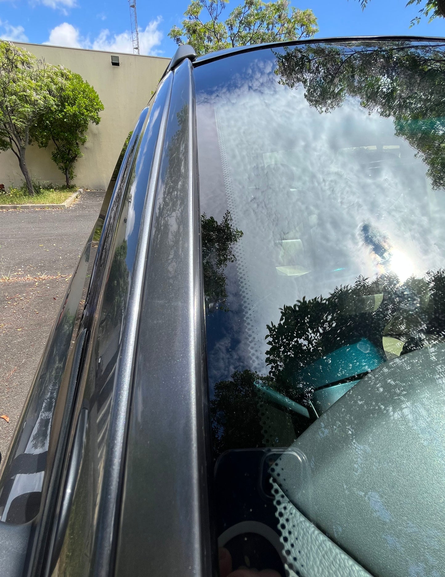 Windshield trim moulding seals VOLVO S60, S80 2000 to 2006, SOLD BY METER
